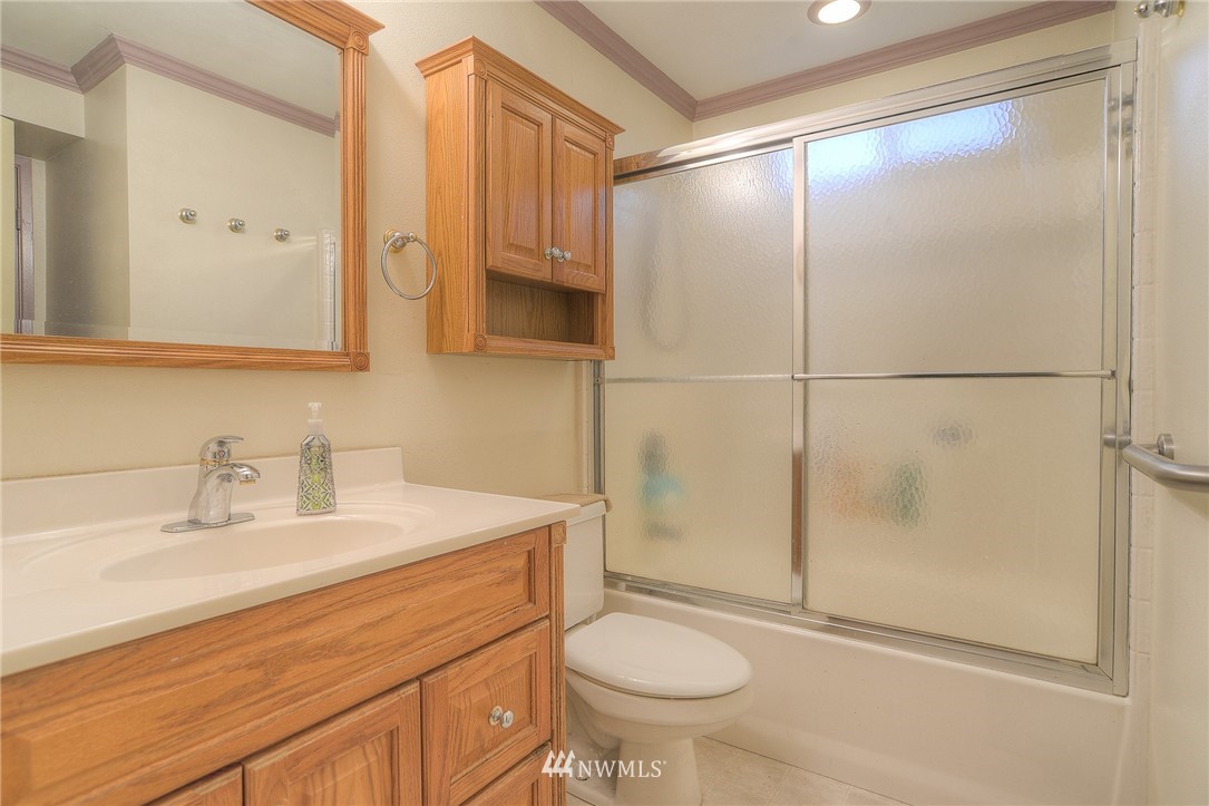 12726 Hubbard Road Southeast Rainier, WA 98576 - Photo 25 of 25 Gallery Image 25