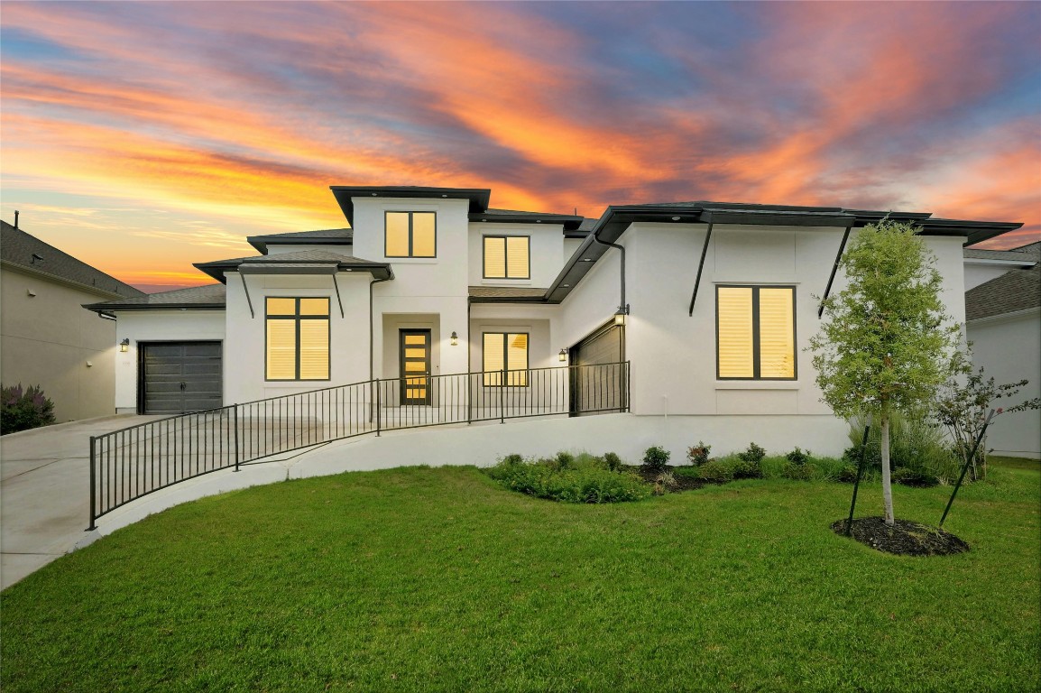 Stunning Luxury Home in Leanders highly acclaimed Travisso community.