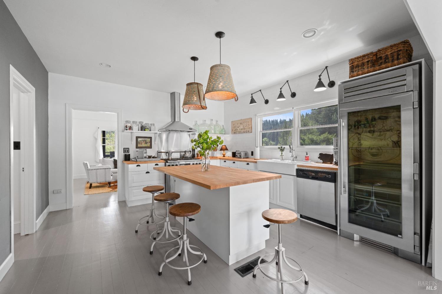 8781 Martinelli Road Forestville, CA 95436 - Photo 12 of 77