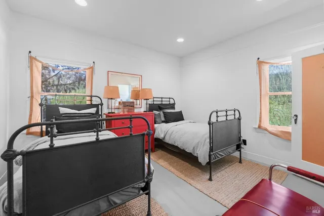 $3,195,000 | 8781 Martinelli Road, Forestville, CA 95436