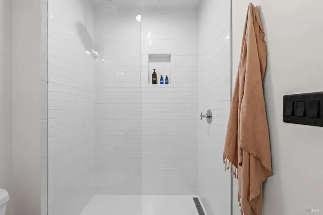 $3,195,000 | 8781 Martinelli Road, Forestville, CA 95436