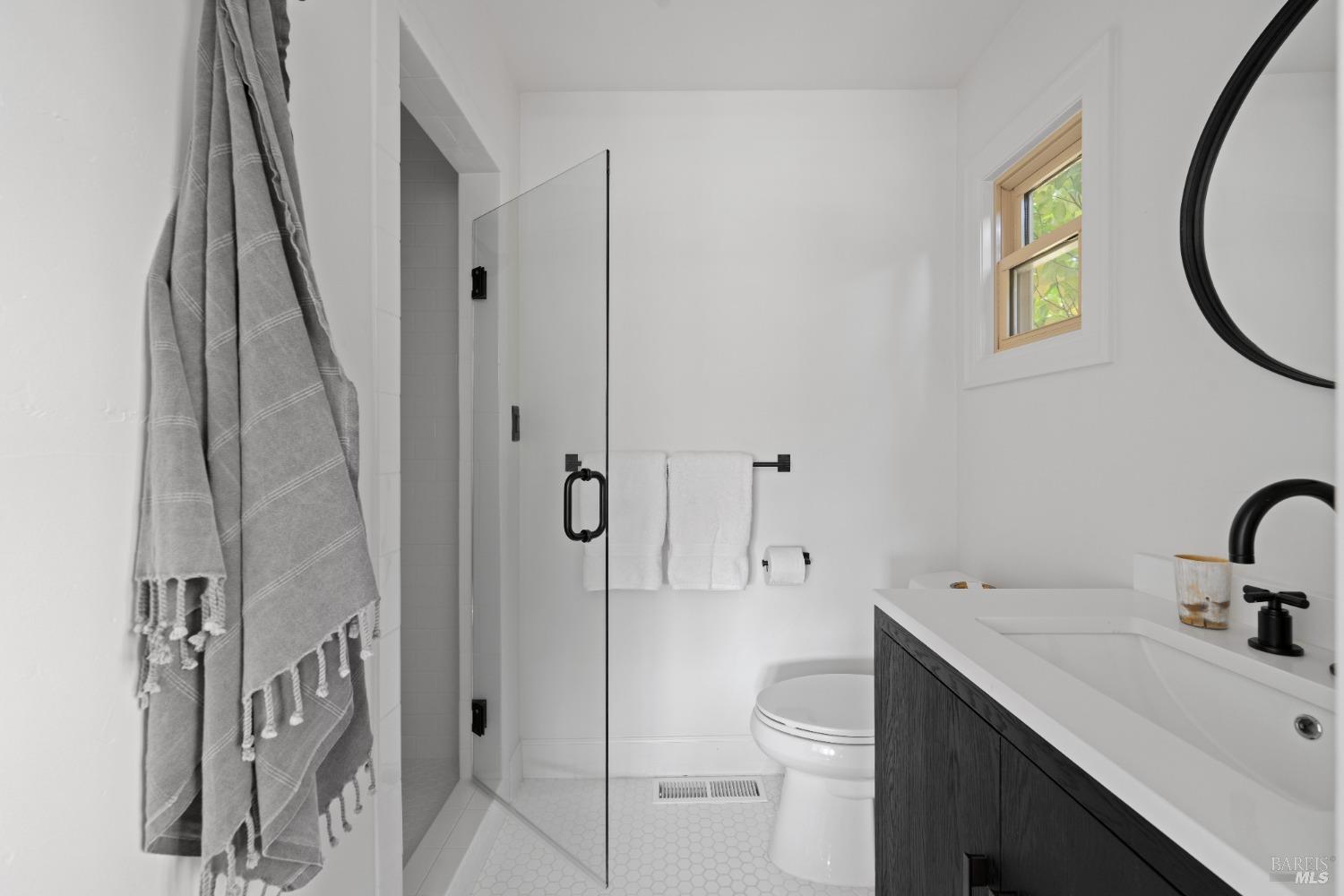 8781 Martinelli Road Forestville, CA 95436 - Photo 26 of 77