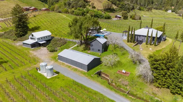 $2,999,000 | 8781 Martinelli Road, Forestville, CA 95436