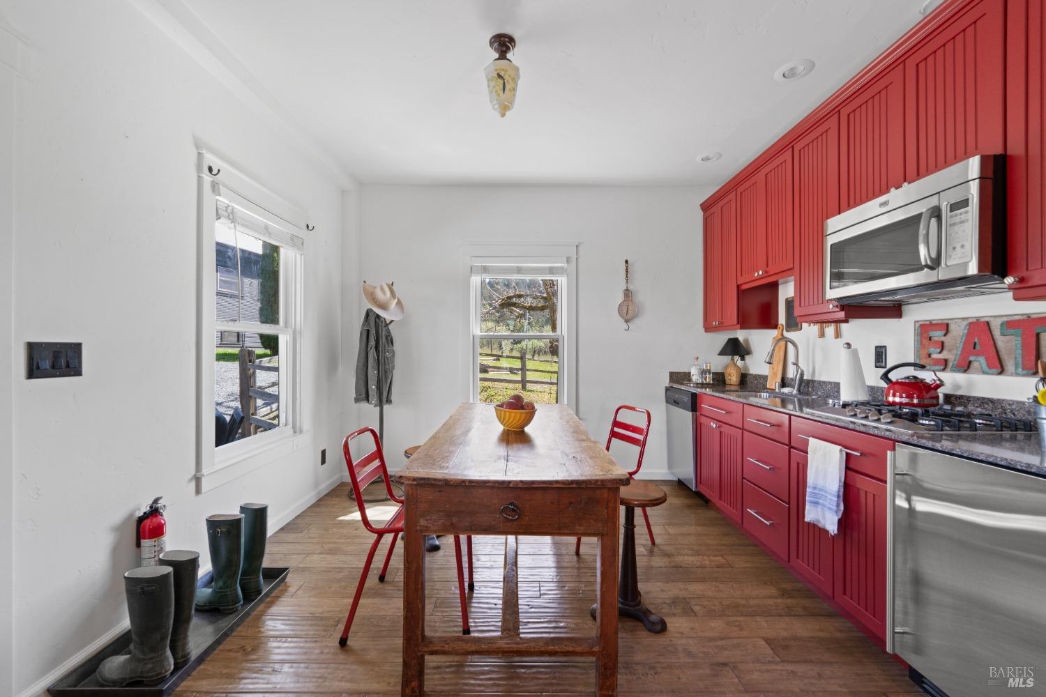 8781 Martinelli Road Forestville, CA 95436 - Photo 34 of 77