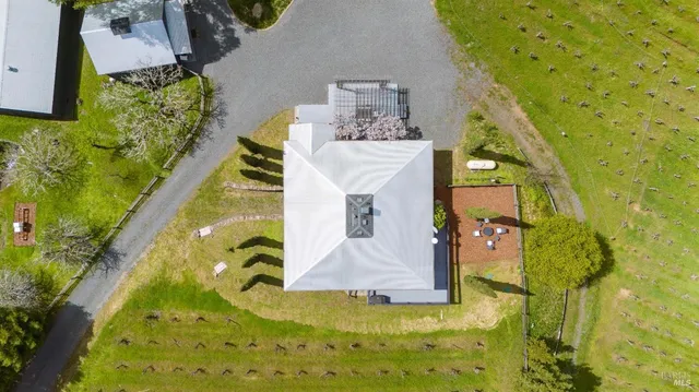 $3,195,000 | 8781 Martinelli Road, Forestville, CA 95436