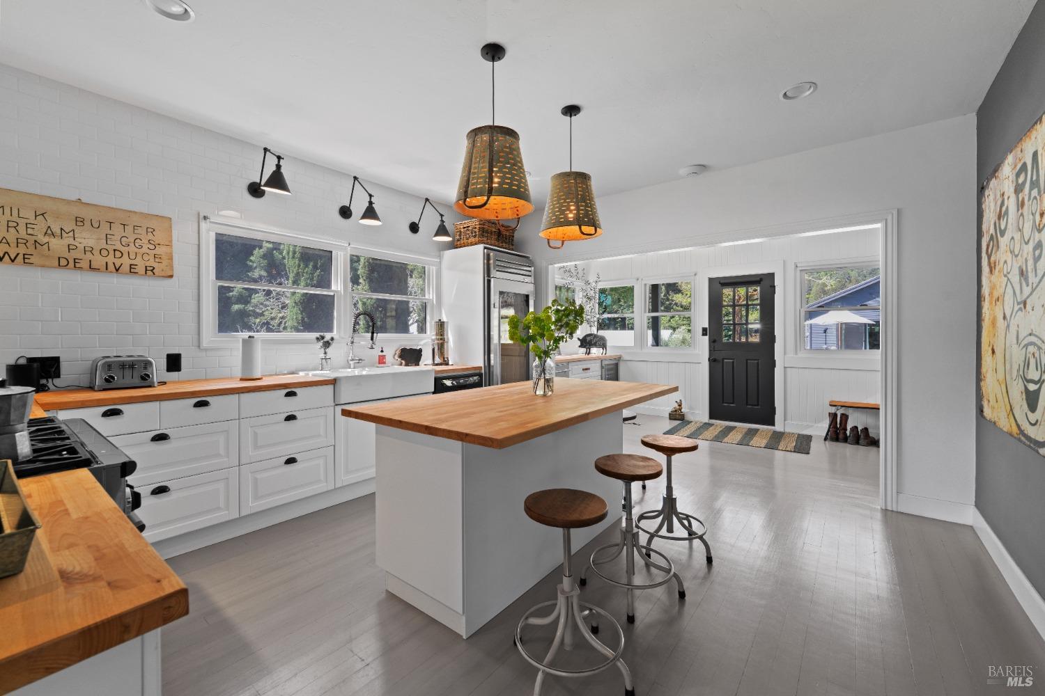 8781 Martinelli Road Forestville, CA 95436 - Photo 10 of 77