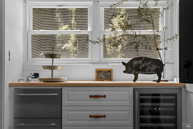 $3,195,000 | 8781 Martinelli Road, Forestville, CA 95436