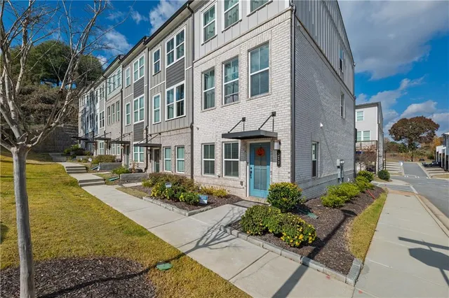 $2,950 | 313 Skylar Way Southeast, Atlanta, GA 30315