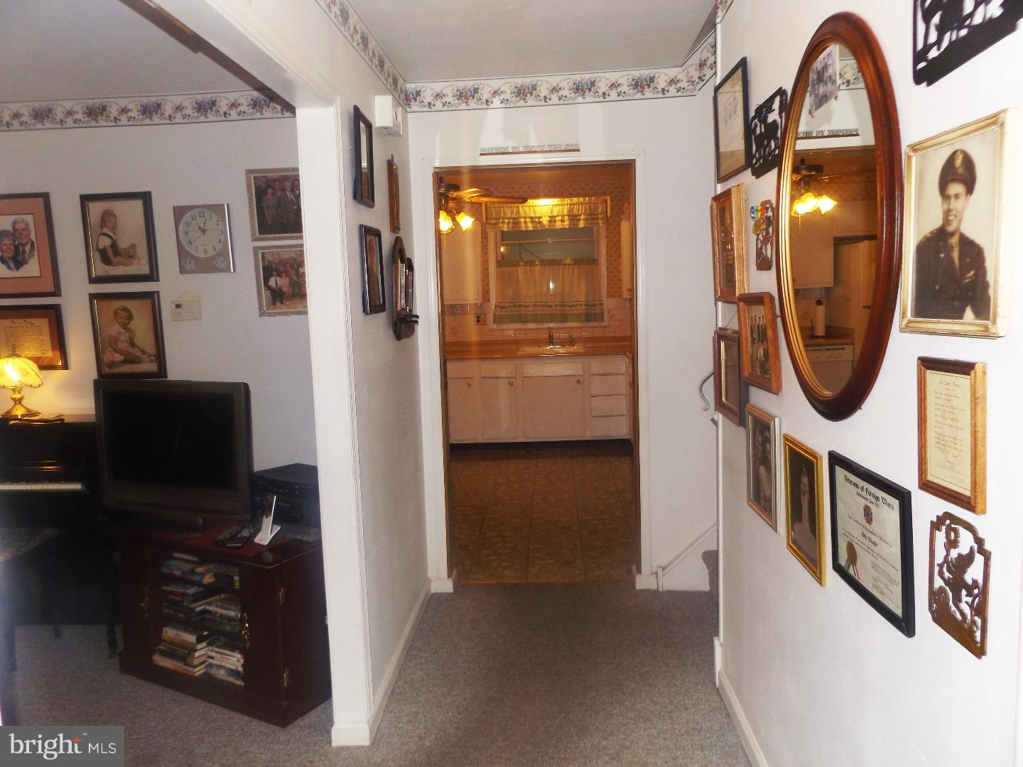 790 Griffiths Road Warrington, PA 18976 - Photo 3 of 25 Gallery Image 3