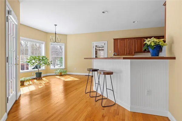 $1,050,000 | 30 Fox Ridge Circle, South Kingstown, RI 02879