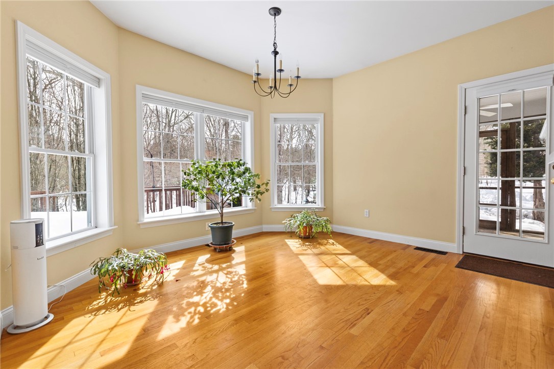 30 Fox Ridge Circle South Kingstown, RI 02879 - Photo 14 of 38