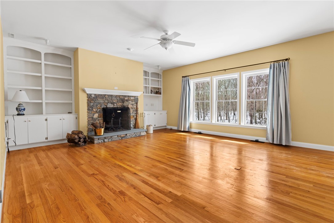 30 Fox Ridge Circle South Kingstown, RI 02879 - Photo 15 of 38