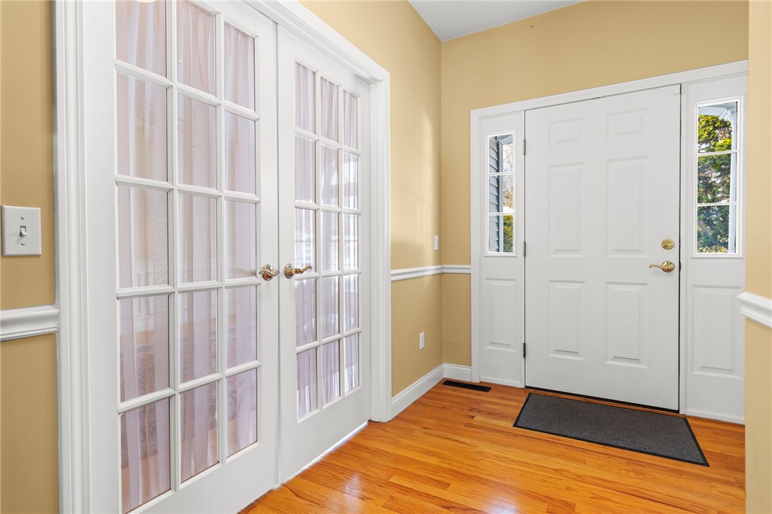 30 Fox Ridge Circle South Kingstown, RI 02879 - Photo 6 of 38