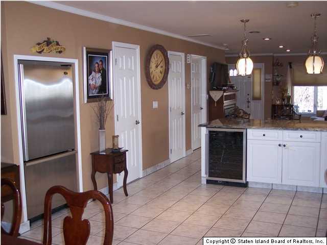 492 Riga Street Staten Island, NY 10306 - Photo 2 of 7 Additional Photo