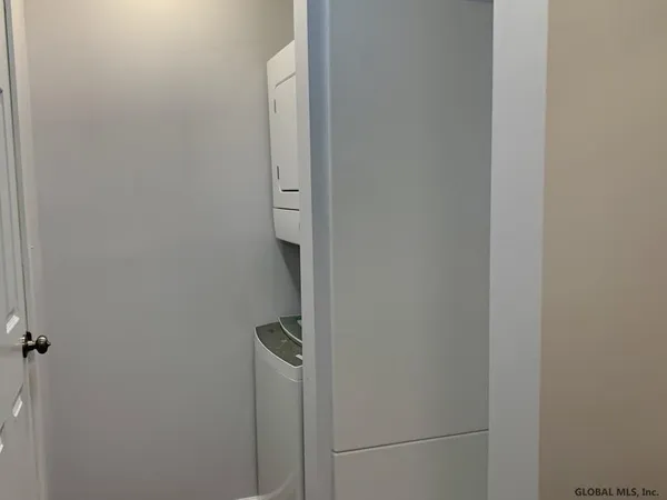 $1,350 | 2648 Highway 9, Unit 9, Malta, NY 12020