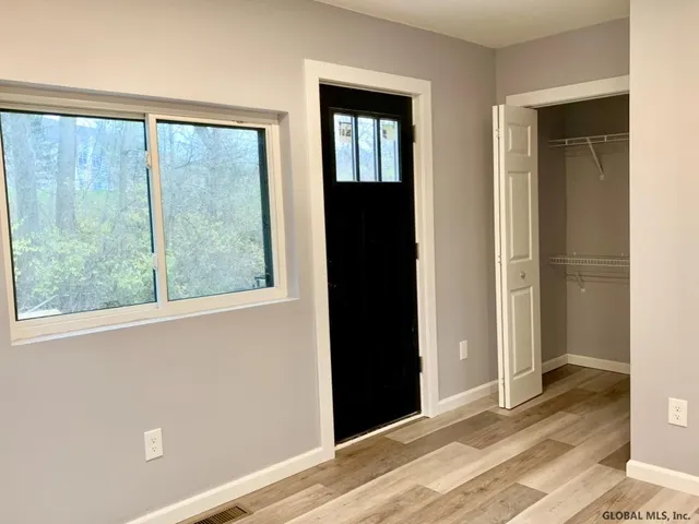 $1,350 | 2648 Highway 9, Unit 9, Malta, NY 12020