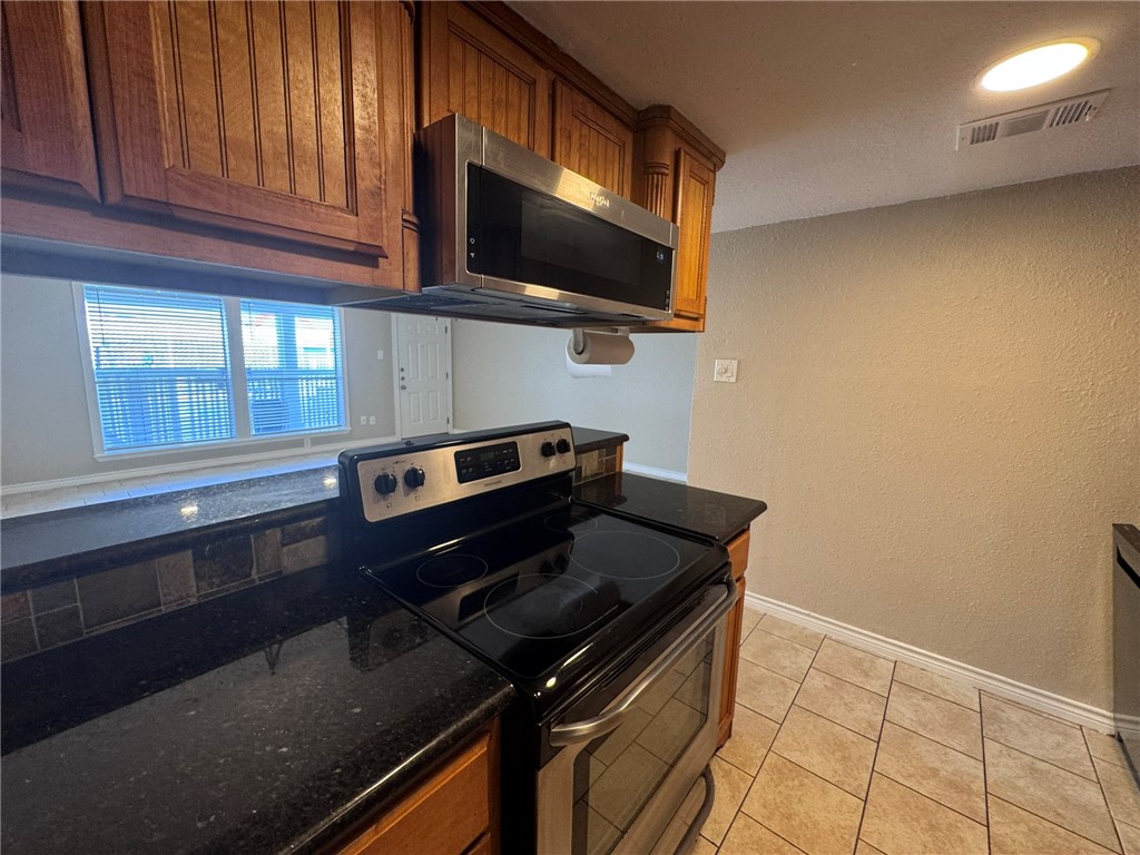 14801 Compass Street, Unit A15 Corpus Christi, TX 78418 - Photo 14 of 27