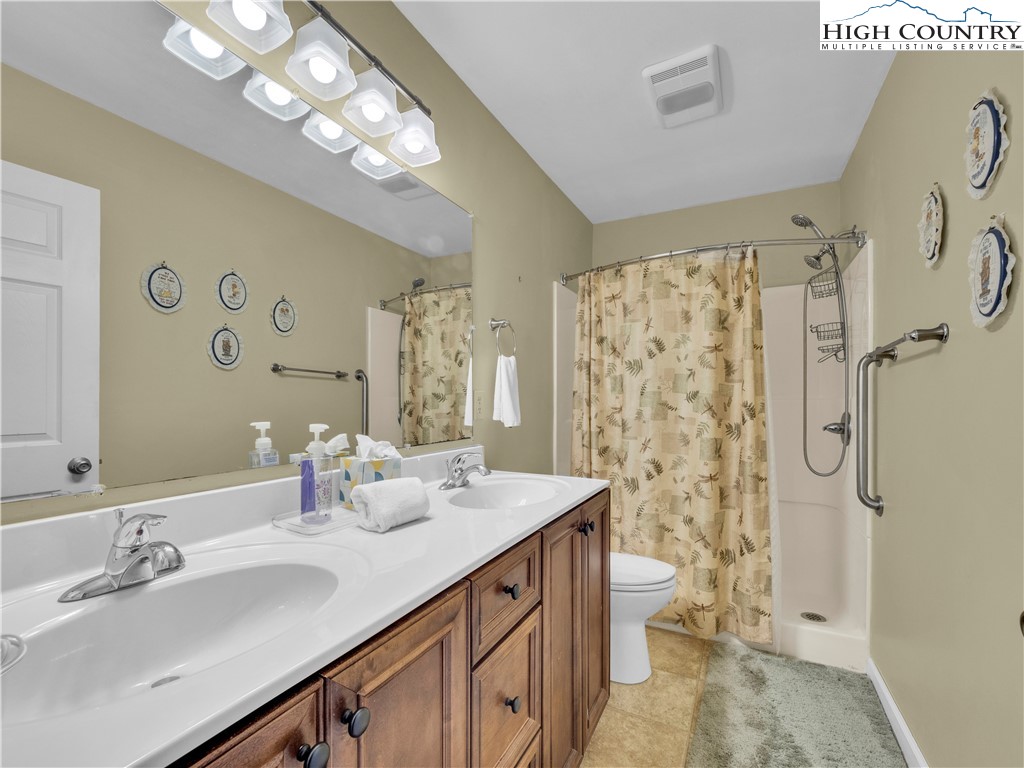 104 Windridge Road Beech Mountain, NC 28604 - Photo 17 of 29 Gallery Image 17