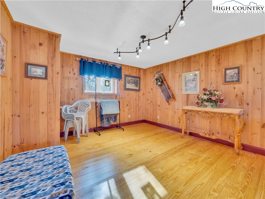 104 Windridge Road Beech Mountain, NC 28604 - Photo 25 of 29 Gallery Image 25