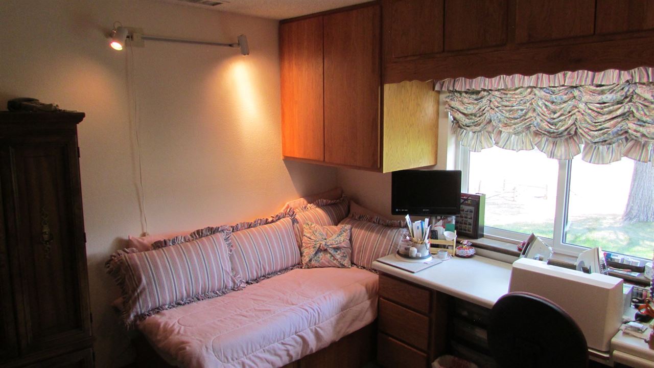 59253 Spring Creek Road Montrose, CO 81403 - Photo 16 of 24 Gallery Image 16