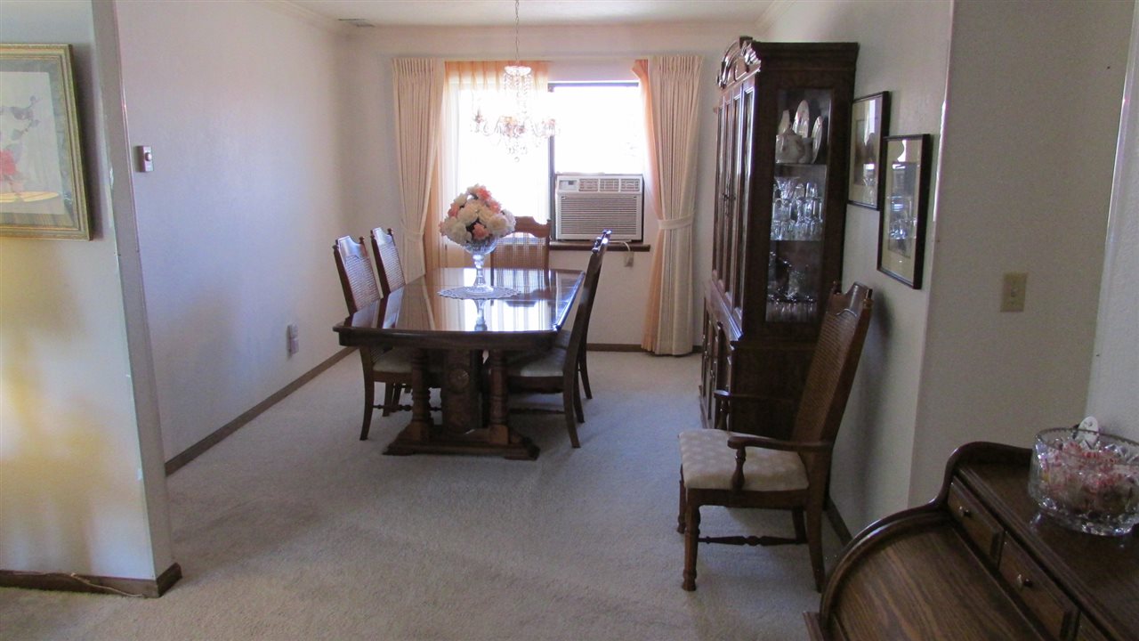 59253 Spring Creek Road Montrose, CO 81403 - Photo 5 of 24 Gallery Image 5