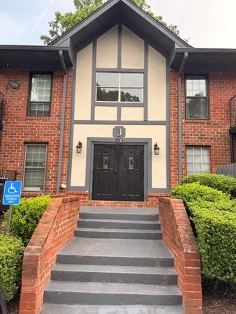 $169,500 | 6851 Roswell Road, Unit J2, Sandy Springs, GA 30328