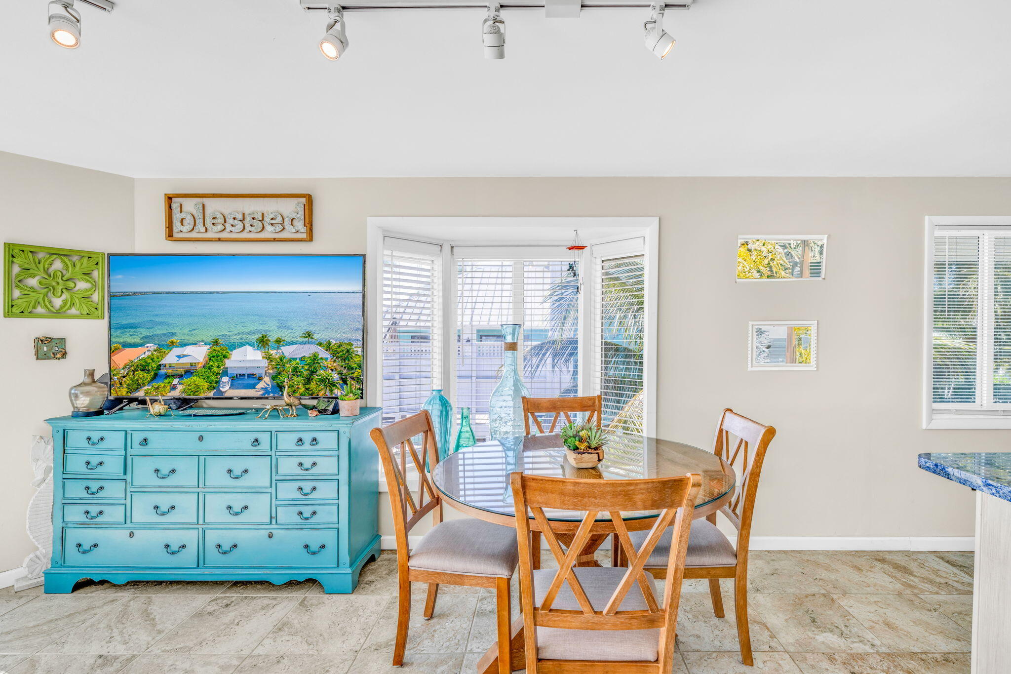 237 La Fitte Road Summerland Key, FL 33042 - Photo 8 of 41 Dining Area