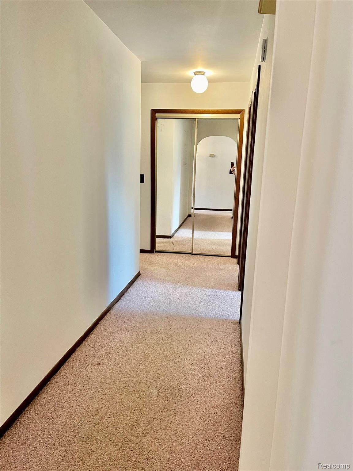 37481 Ryan Road Sterling Heights, MI 48310 - Photo 31 of 47 hallway to bedrooms.jpg