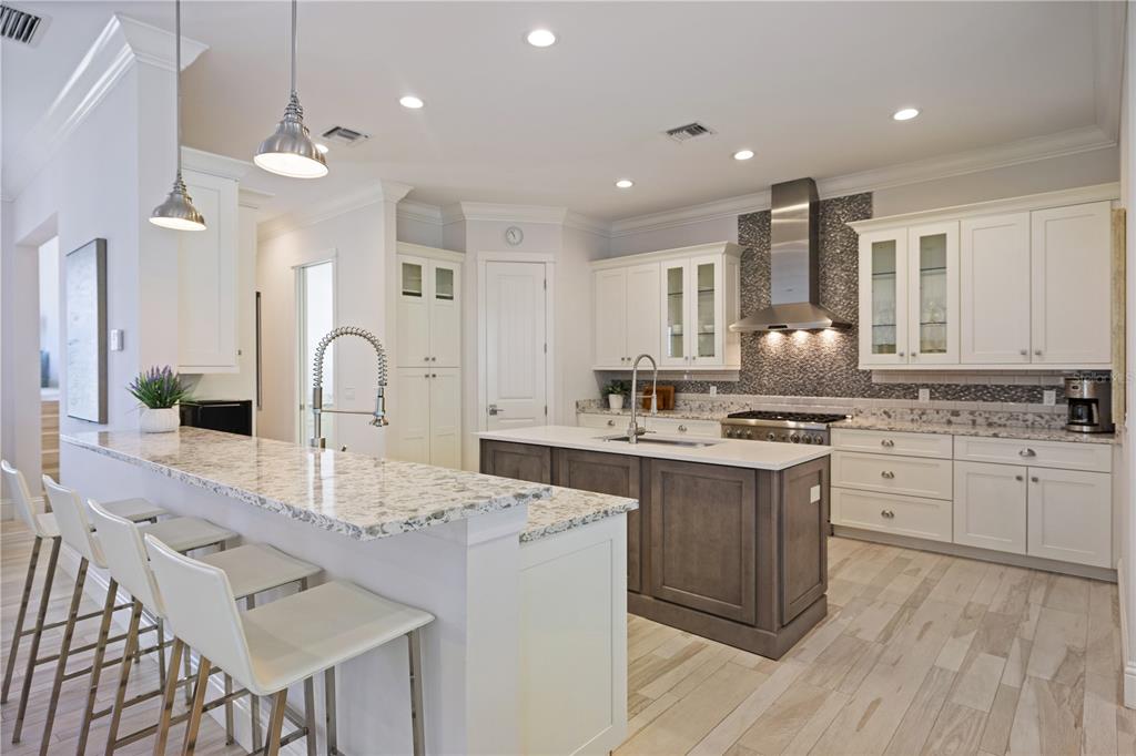 3919 Roberts Point Road Sarasota, FL 34242 - Photo 21 of 47