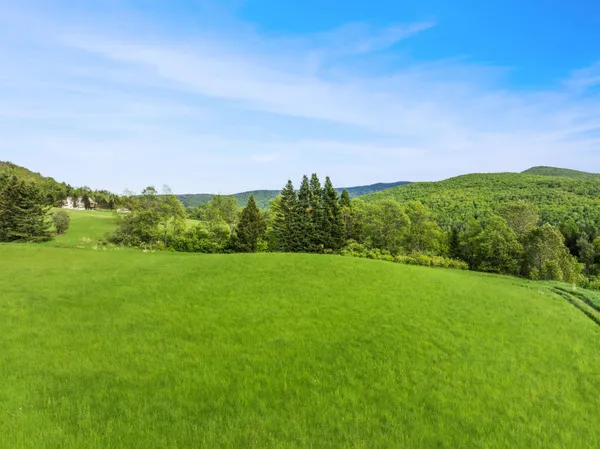 $85,900 | Kings Highway, Colebrook, NH 03576