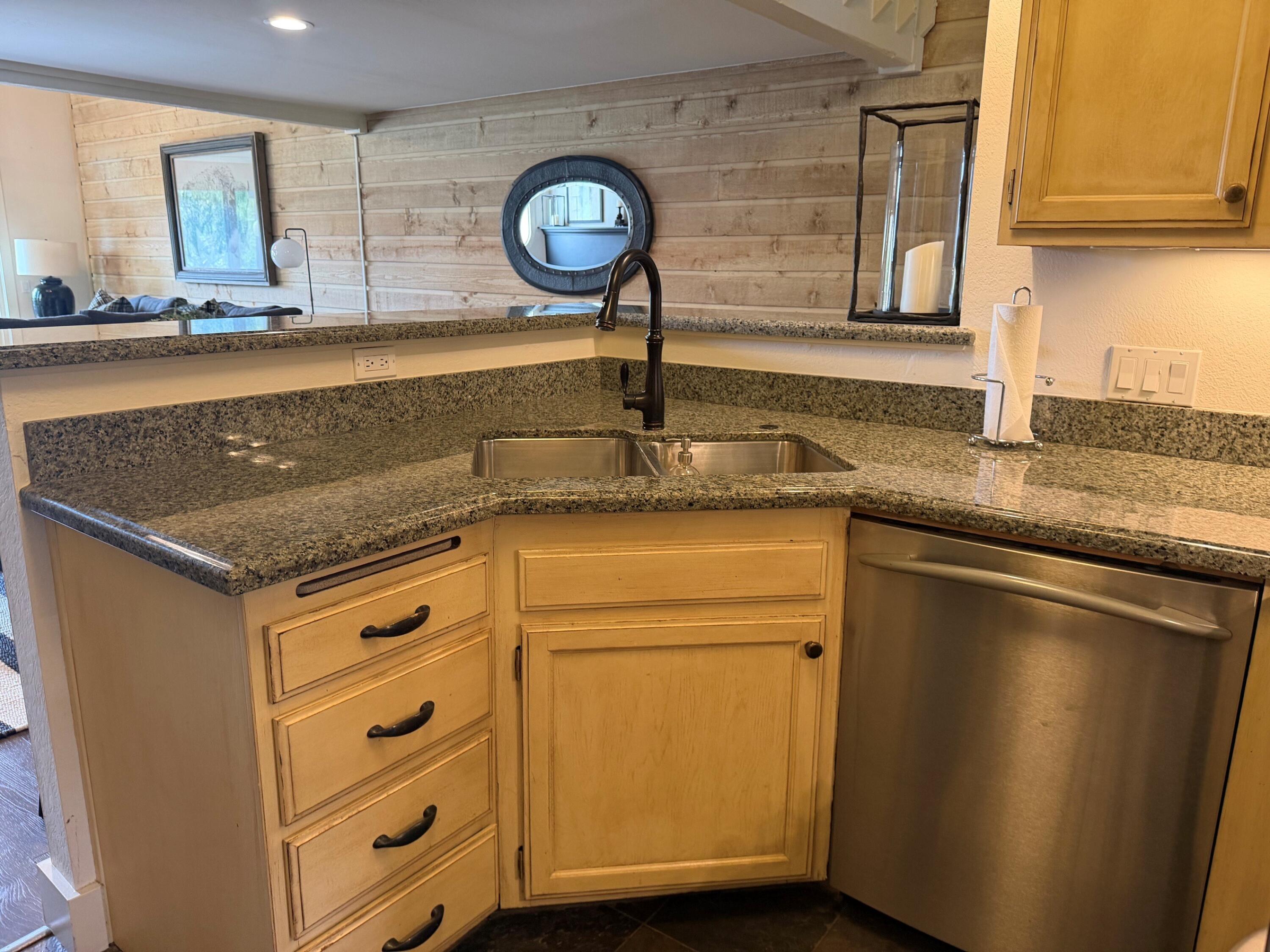 4350 Fairway Nine Road Sun Valley, ID 83353 - Photo 8 of 26 Kitchen