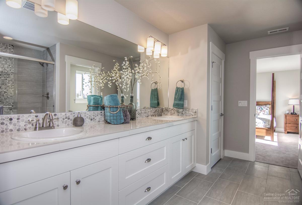 2676 Northeast Jones Road Bend, OR 97701 - Photo 18 of 20 Additional Photo