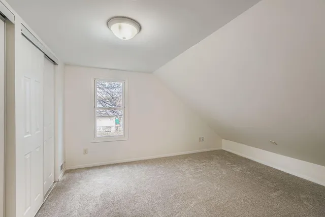 $2,499 | 475 Lawson Avenue West, St. Paul, MN 55117