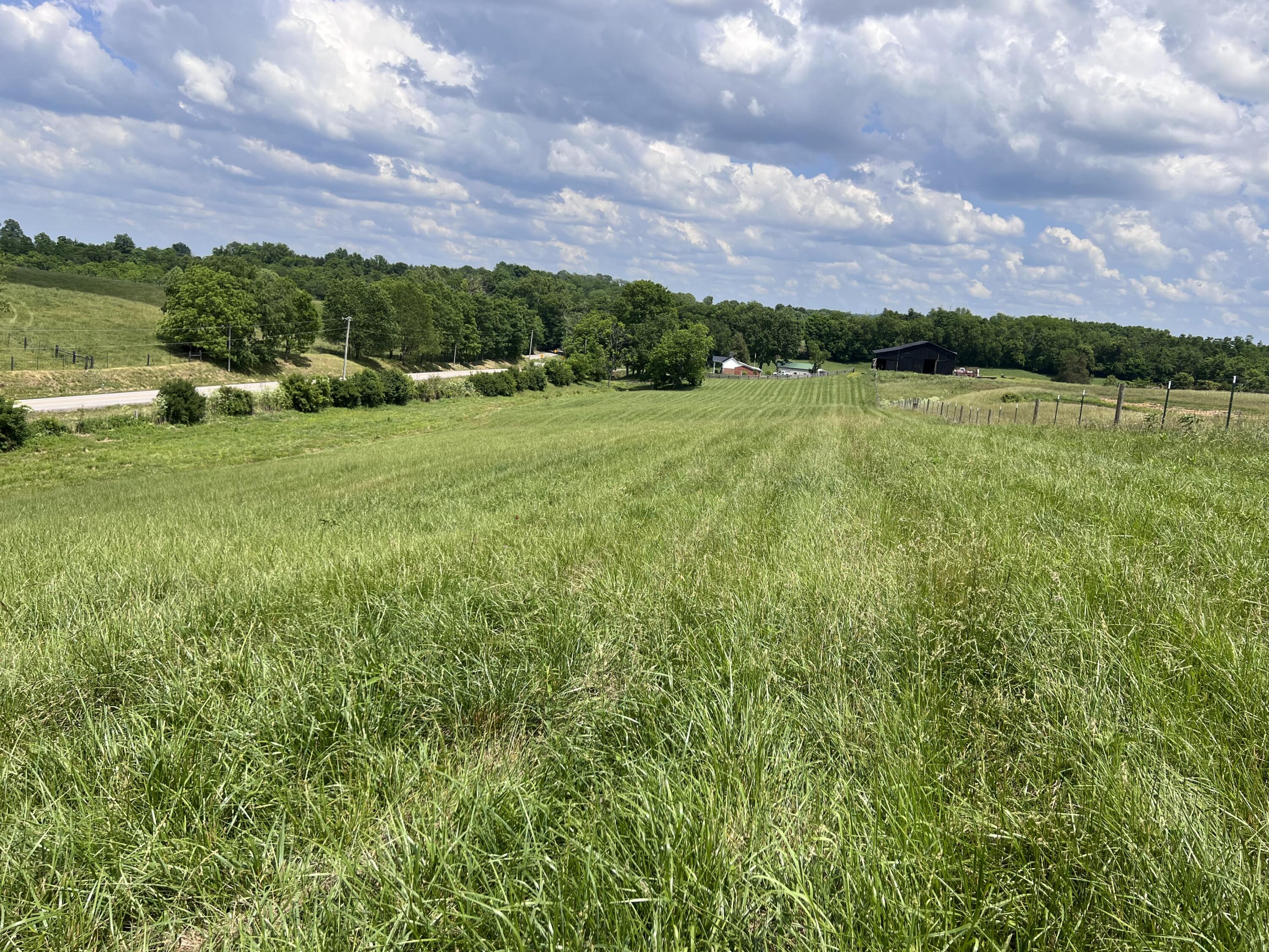 190 White Station Road Berea, KY 40403 - Photo 2 of 7 station 6