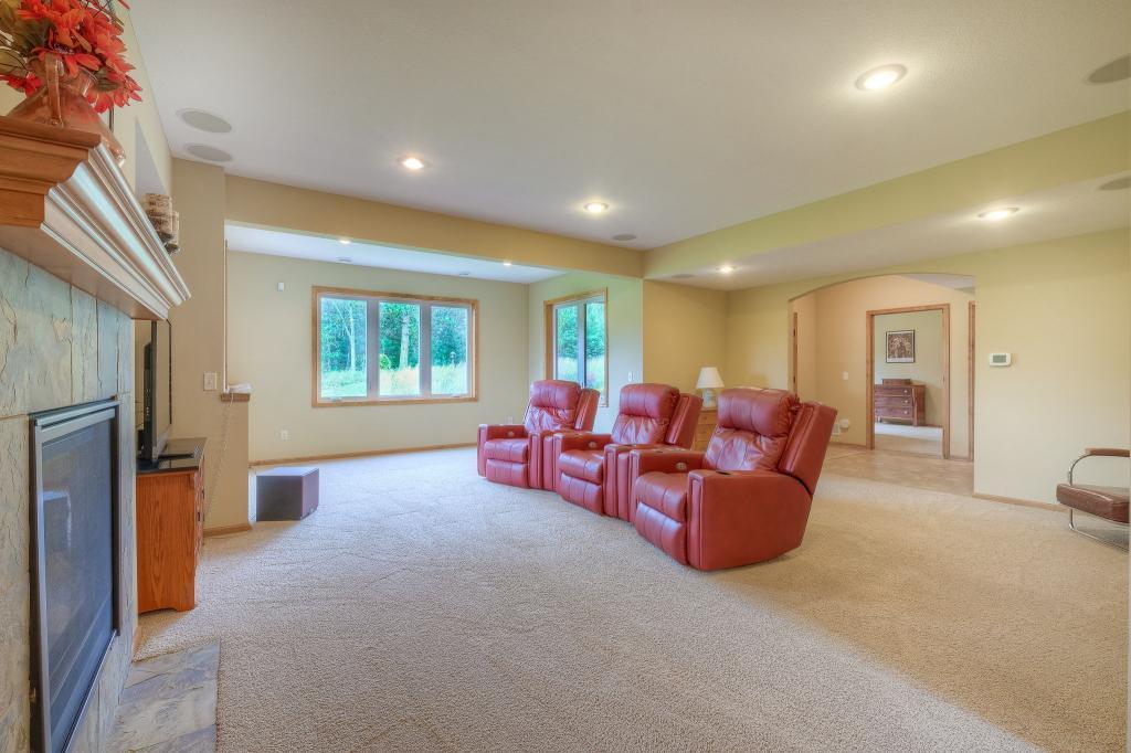 16383 Homestead Road Carver, MN 55315 - Photo 16 of 22 Gallery Image 16
