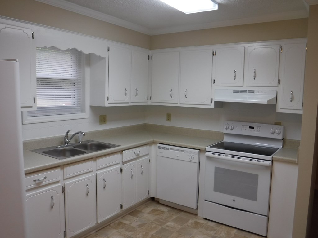 3739 Woodlake Road Hephzibah, GA 30815 - Photo 12 of 36 Gallery Image 12