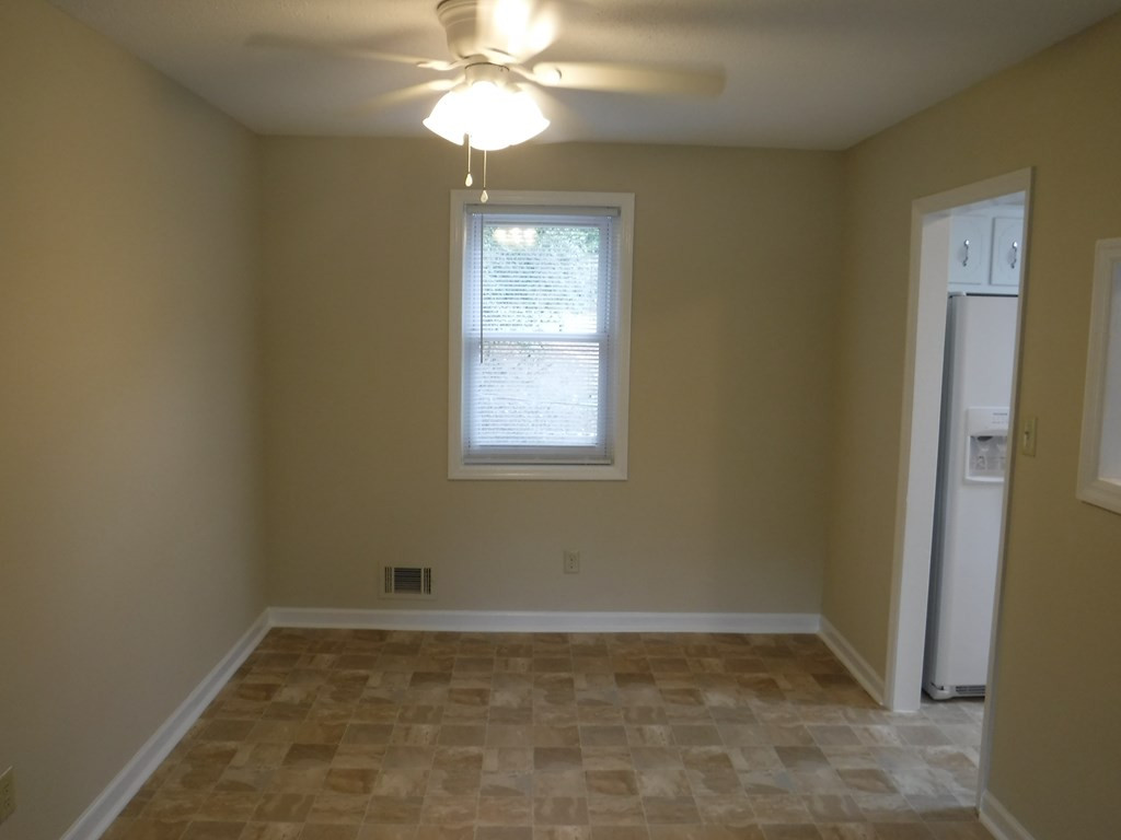3739 Woodlake Road Hephzibah, GA 30815 - Photo 4 of 36 Gallery Image 4