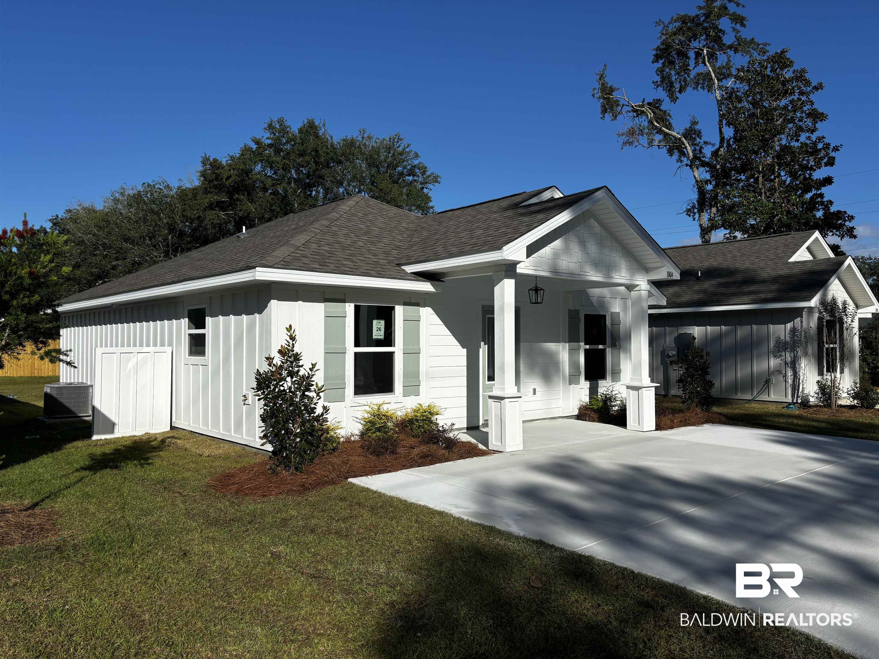1004 South Bay Street Foley, AL 36535 - Photo 2 of 32