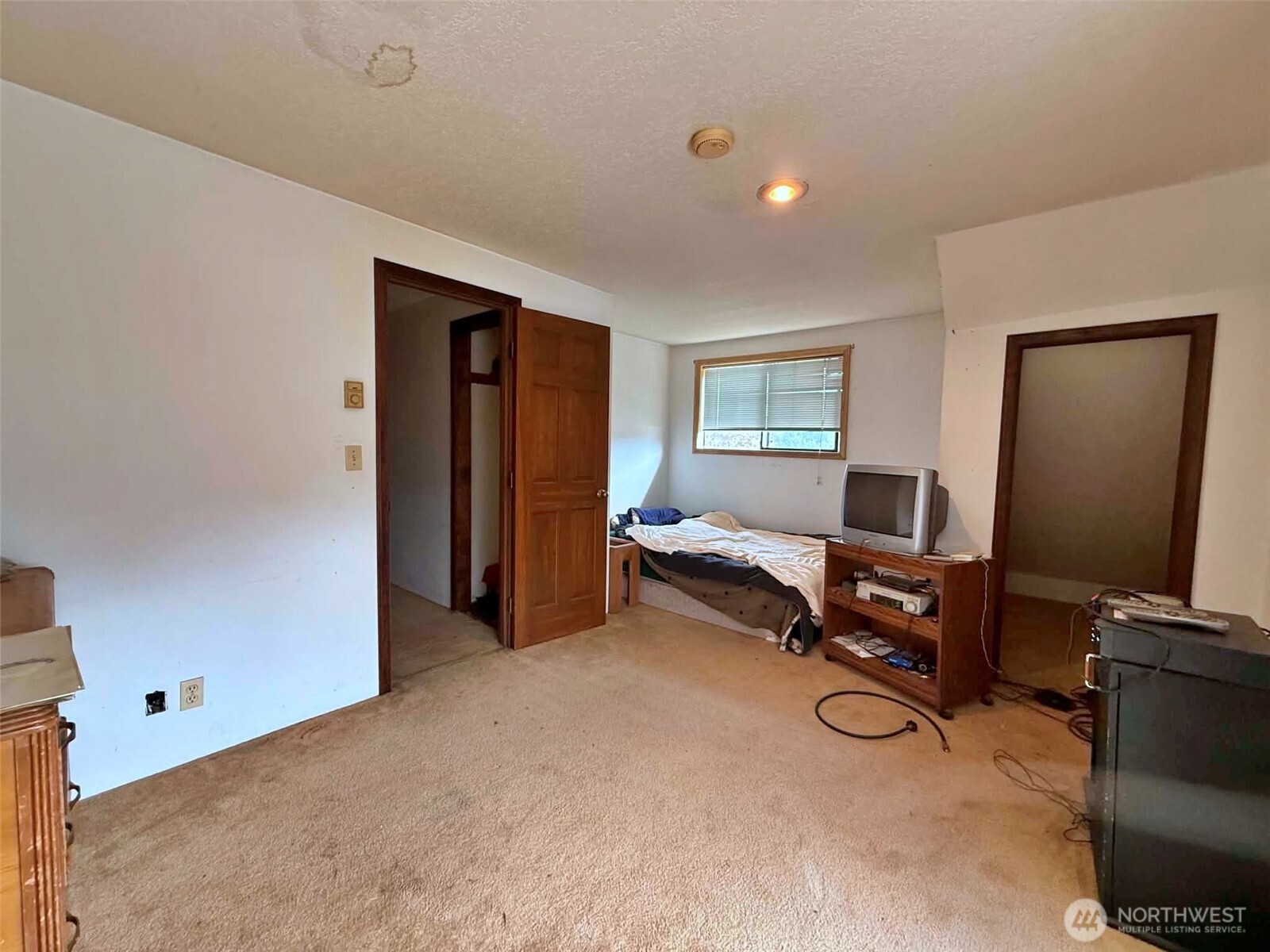 141 Filbert Road Silver Creek, WA 98585 - Photo 19 of 33 Gallery Image 19
