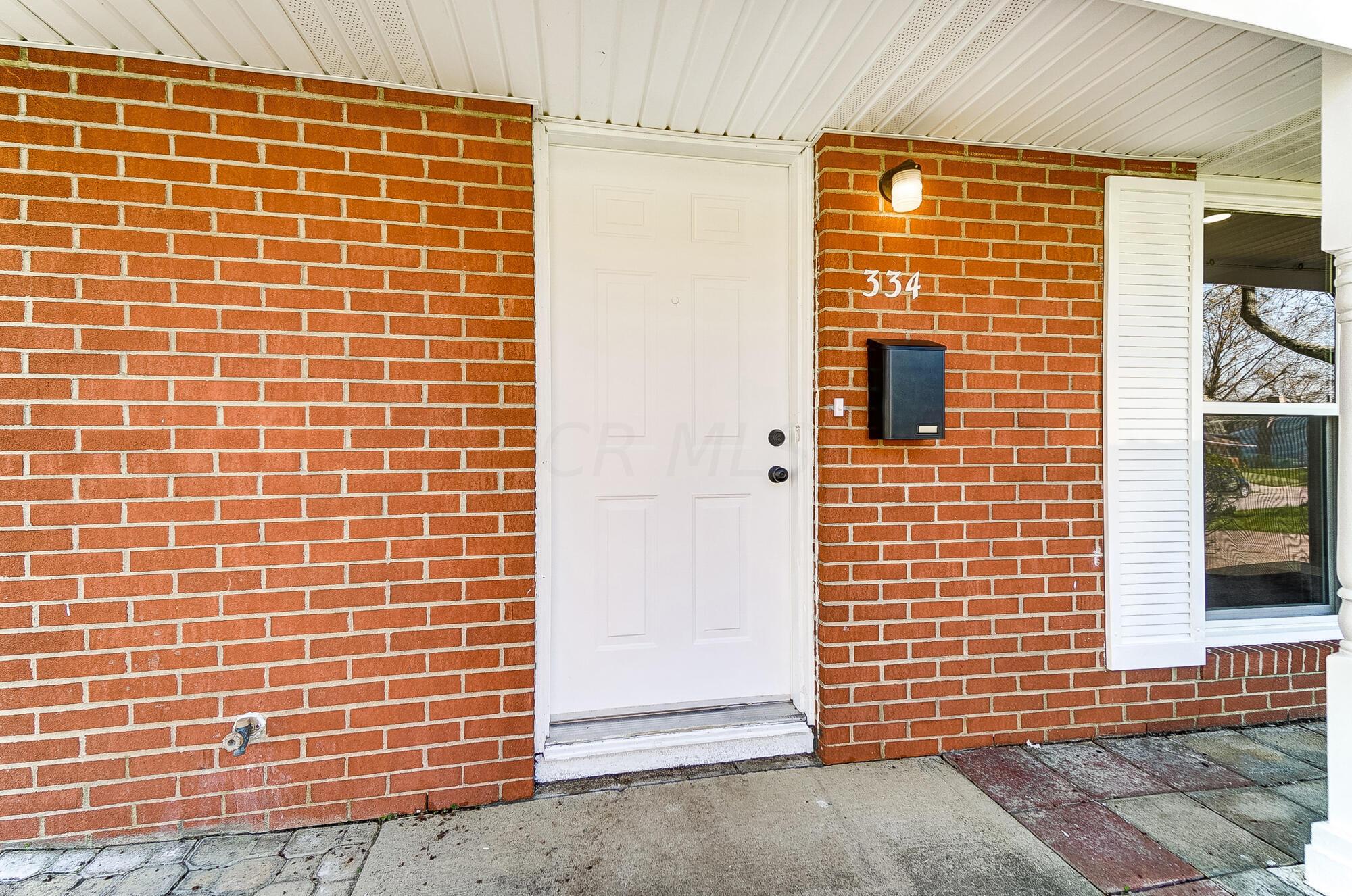 334 Regents Road Gahanna, OH 43230 - Photo 3 of 29 006