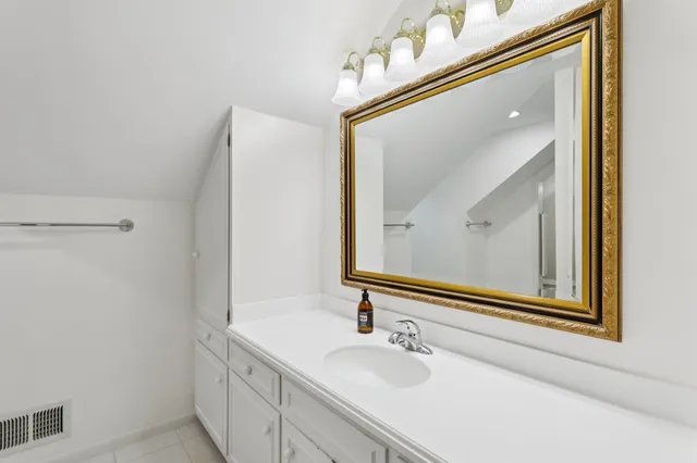 $795,000 | 214 Windy Hill Road, Wisconsin Dells, WI 53965