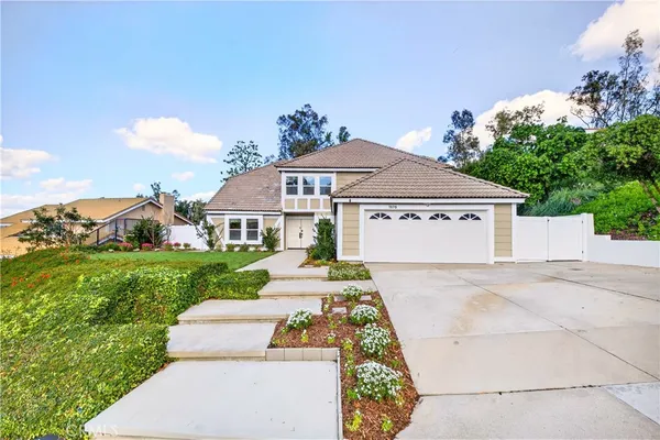 $1,625,000 | 1070 South Road Runner Road, Anaheim, CA 92807