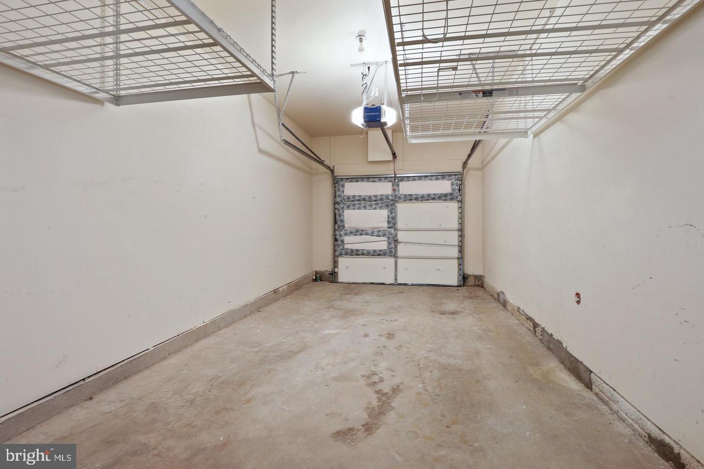 4617 Hummingbird Lane, Unit 110 Fairfax, VA 22033 - Photo 4 of 45