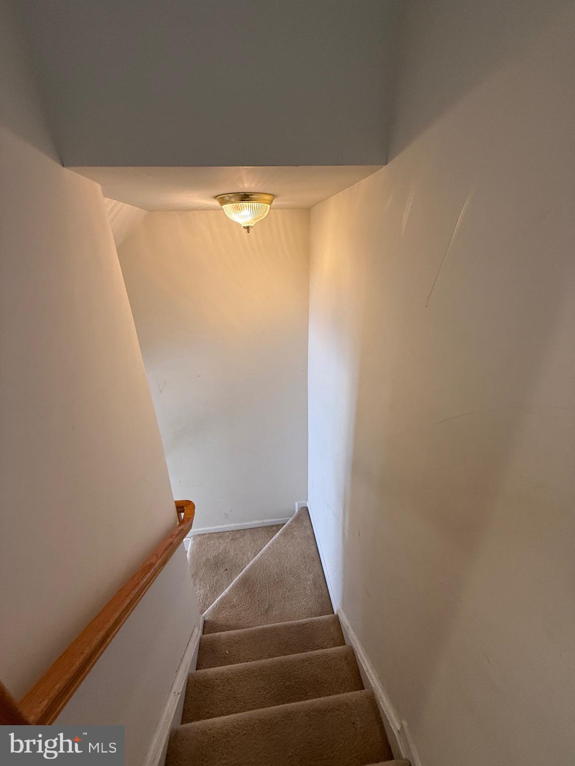 4617 Hummingbird Lane, Unit 110 Fairfax, VA 22033 - Photo 43 of 45 a view of entryway