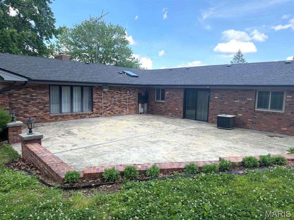 26541 Lake Shore Road Lebanon, MO 65536 - Photo 12 of 56