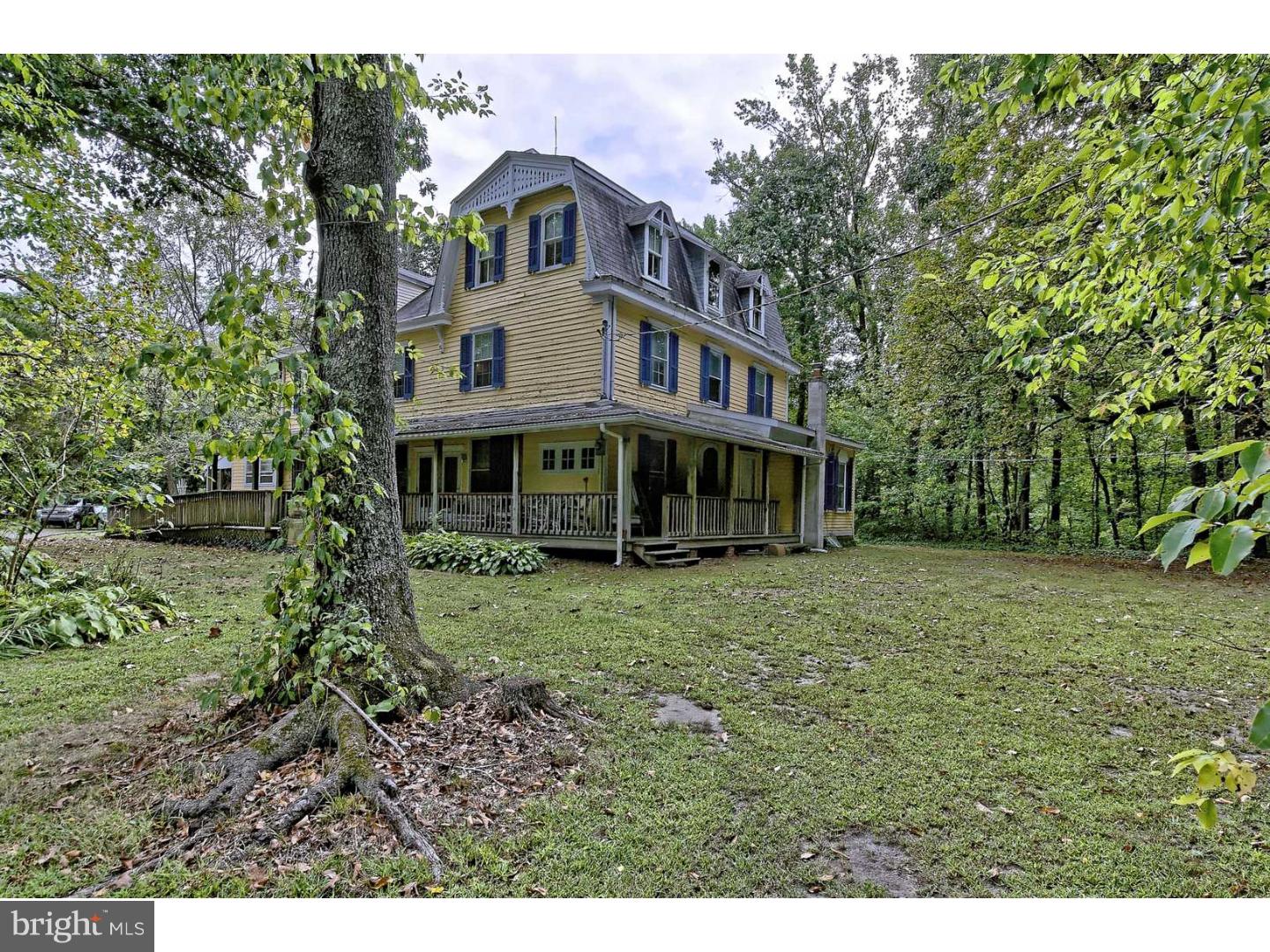 156 Birmingham Road Mount Holly, NJ 08060 - Photo 1 of 25