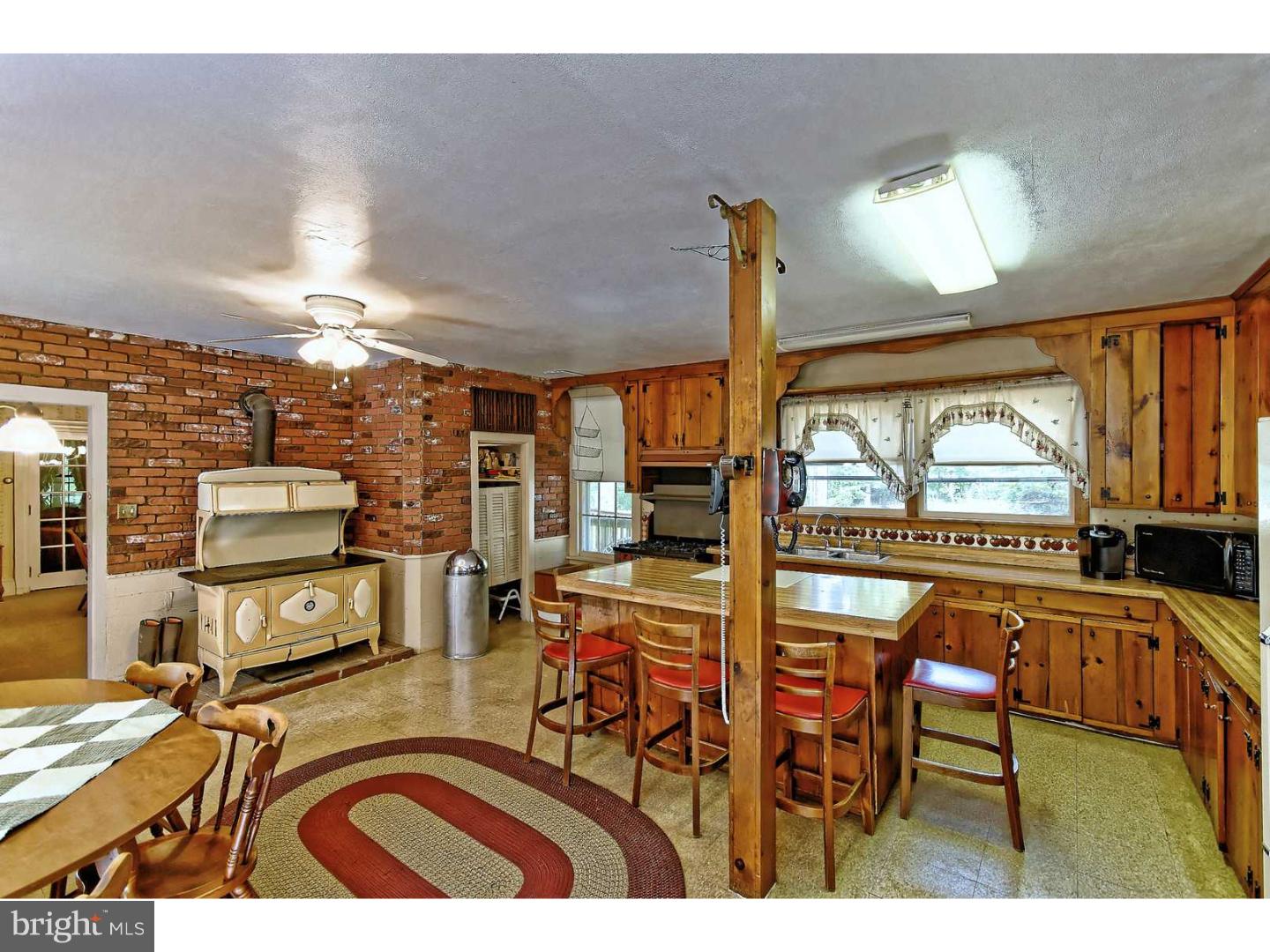156 Birmingham Road Mount Holly, NJ 08060 - Photo 5 of 25