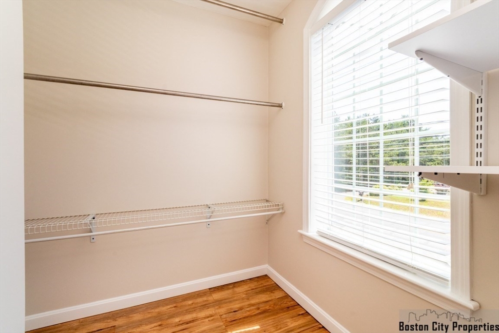 264 Charge Pond Road Wareham, MA 02571 - Photo 5 of 27