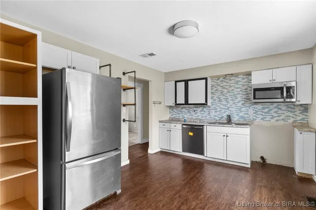 $182,500 | 1920 Vienna Road, Charlestown, IN 47111