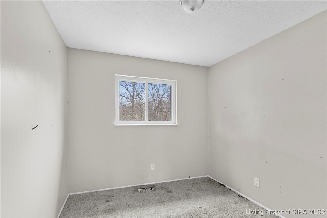 1920 Vienna Road Charlestown, IN 47111 - Photo 14 of 20